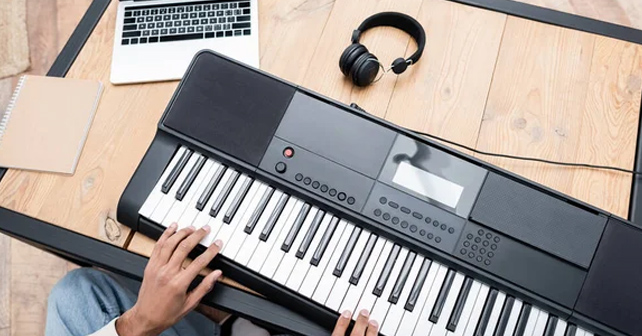 синтезатор Yamaha