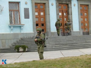 Фотография опубликованая Крымским новостным агентством 1-го марта 2014-го